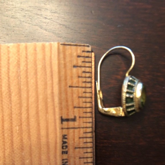 NEW Earrings Garnet and Peridot 14KYGP Leverback - Picture 4 of 4